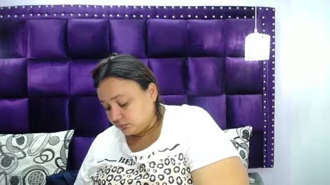 diosalinda online show from March 1, 12:23 pm