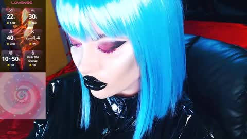 Roxy online show from March 29, 3:35 pm