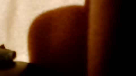 creameatr10 online show from December 3, 8:37 am