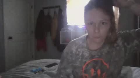 creammenow1229 online show from April 28, 8:07 am