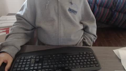 Creamormilk online show from September 16, 2:09 pm