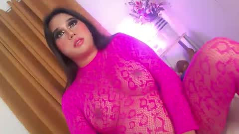 A S H L Y online show from March 6, 11:42 am