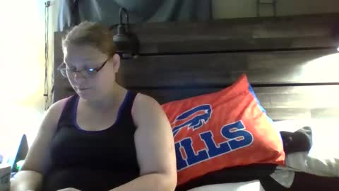 Heather online show from November 9, 1:36 pm