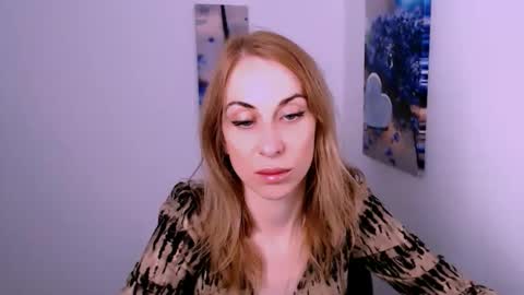 Snapshot of create_your_own_sun chatting on September 27, 12:14 pm Lera online show from September 27, 12:14 pm