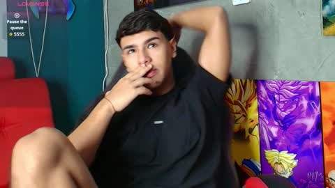 crh58_ online show from December 1, 7:45 pm