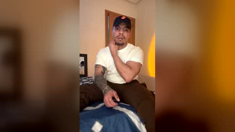 MACHO 22CM GRANDE Y GRUESA online show from February 28, 1:09 am