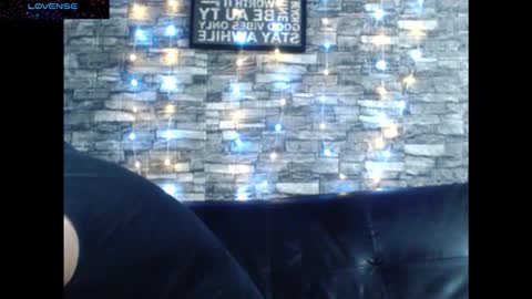 Snapshot of cris_angel01 chatting on September 10, 5:19 am Cris online show from September 10, 5:19 am