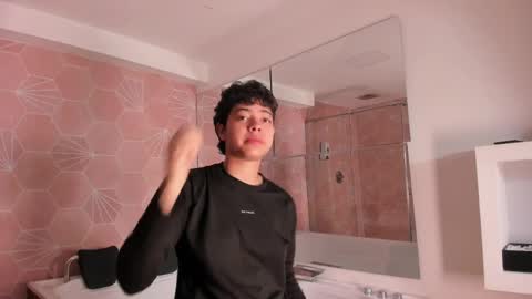 cris sasha online show from March 30, 12:05 pm