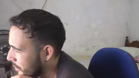 cris_simons online show from December 7, 4:09 pm