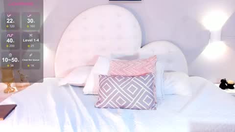 Cris online show from March 11, 2:51 pm