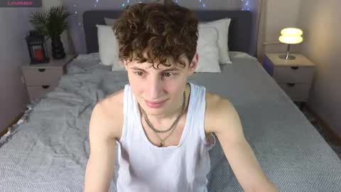 Chris online show from February 10, 8:12 pm