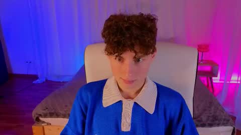 Chris online show from November 9, 4:21 pm