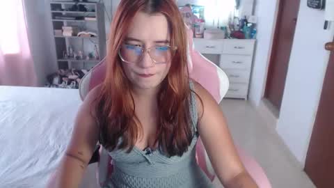 andrea  online show from September 22, 8:02 pm