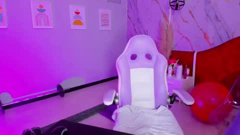 Cristal online show from September 12, 1:35 pm