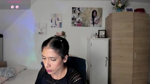 veronika online show from April 2, 2:52 am