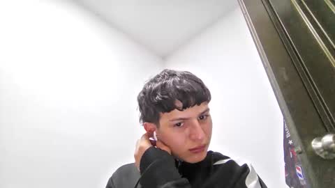 cristbarber online show from December 21, 11:44 pm