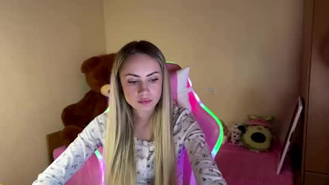 Cristen online show from March 21, 3:28 pm