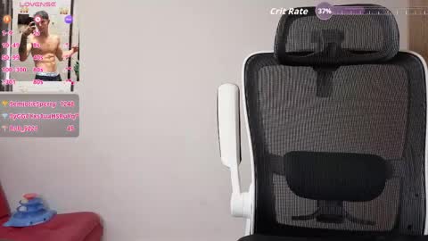 cristopher23  online show from April 19, 6:10 pm