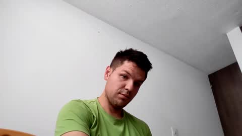 cristopher3042 online show from February 9, 3:01 pm