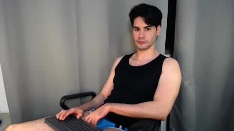 cristopher online show from December 5, 11:02 pm