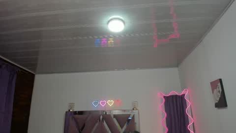 cristy_tay online show from April 4, 11:39 am