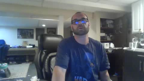 billybasement online show from June 26, 3:01 am