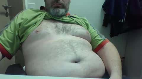 Crouch1 online show from November 28, 9:05 am