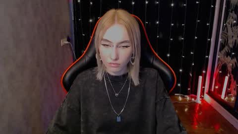 crybambi online show from February 4, 7:01 am