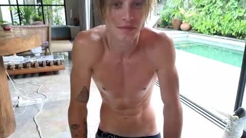 Lin inst lingoodyy online show from February 17, 8:19 am