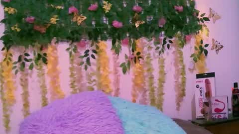 crysrus online show from November 14, 2:03 am