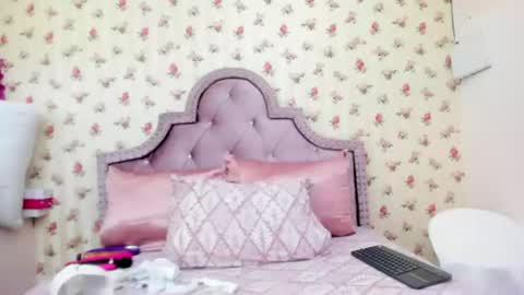 Milf Latina online show from June 16, 3:05 pm