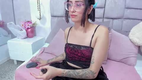 Crystal online show from February 22, 9:50 pm