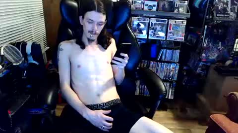 crystalwoods66 online show from July 15, 5:23 am