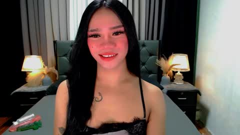 bea takashi  online show from May 24, 11:28 am