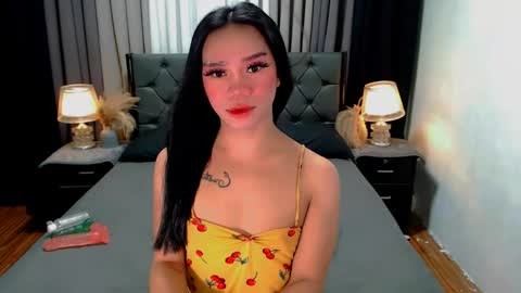 bea takashi  online show from May 28, 9:18 am