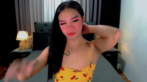 bea takashi  online show from March 27, 9:10 am