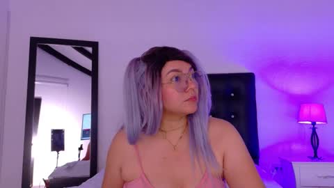 cuckoldlover69_ online show from September 28, 2:04 pm