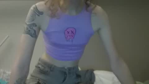 Snapshot of cuddleavenue chatting on October 2, 2:21 am cuddleavenue online show from October 2, 2:21 am
