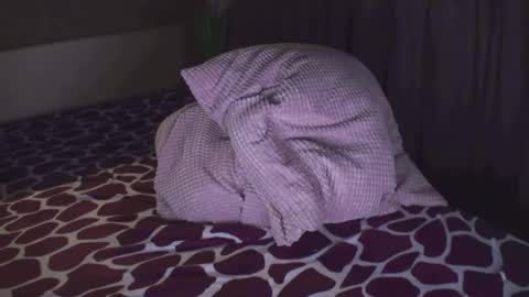 Angel Cums room online show from March 9, 12:09 pm