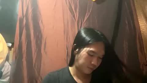 Ashly online show from April 28, 8:29 am