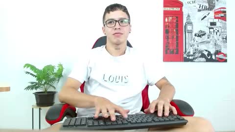 cumandres online show from September 13, 3:03 pm