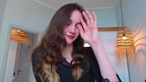 fansly -  lilyband online show from December 20, 9:27 am