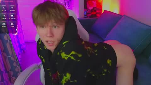 cumte_boy online show from May 16, 1:57 am
