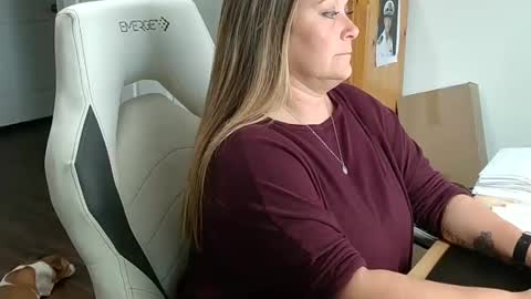 curious couple online show from January 30, 7:04 pm