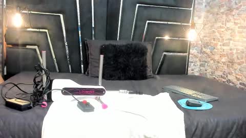 Alyanna  online show from November 25, 12:04 pm