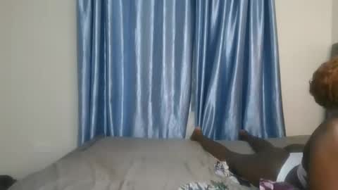 mel online show from February 20, 12:43 am