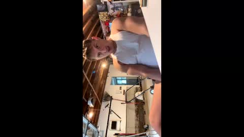 curvyd454066 online show from September 24, 5:52 pm