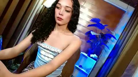 BBY CURLYHANNA online show from May 25, 7:42 pm