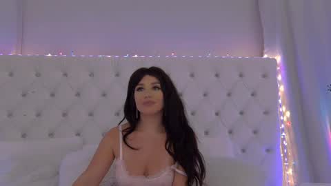 Snapshot of cute_b_alice chatting on September 15, 3:19 am Alissa online show from September 15, 3:19 am