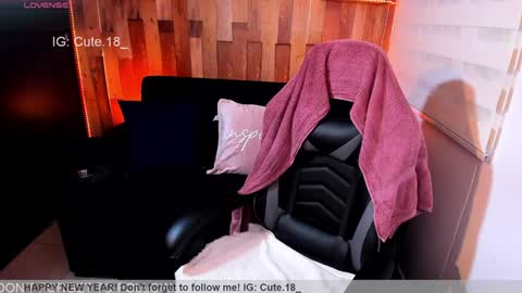    Independent Model online show from January 23, 11:15 pm